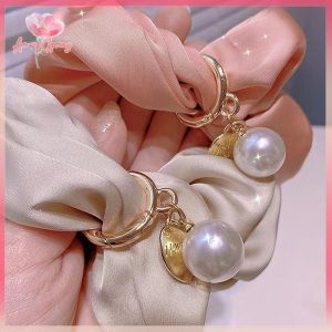 Collect vintage con colgante de perla