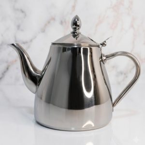 Jarra Tetera infusor con filtro de acero inoxidable 1.5 lt